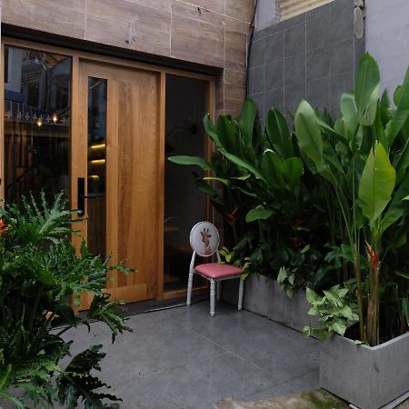 Half Coffee N Dorm Hostel Ho Chi Minh City Exterior photo