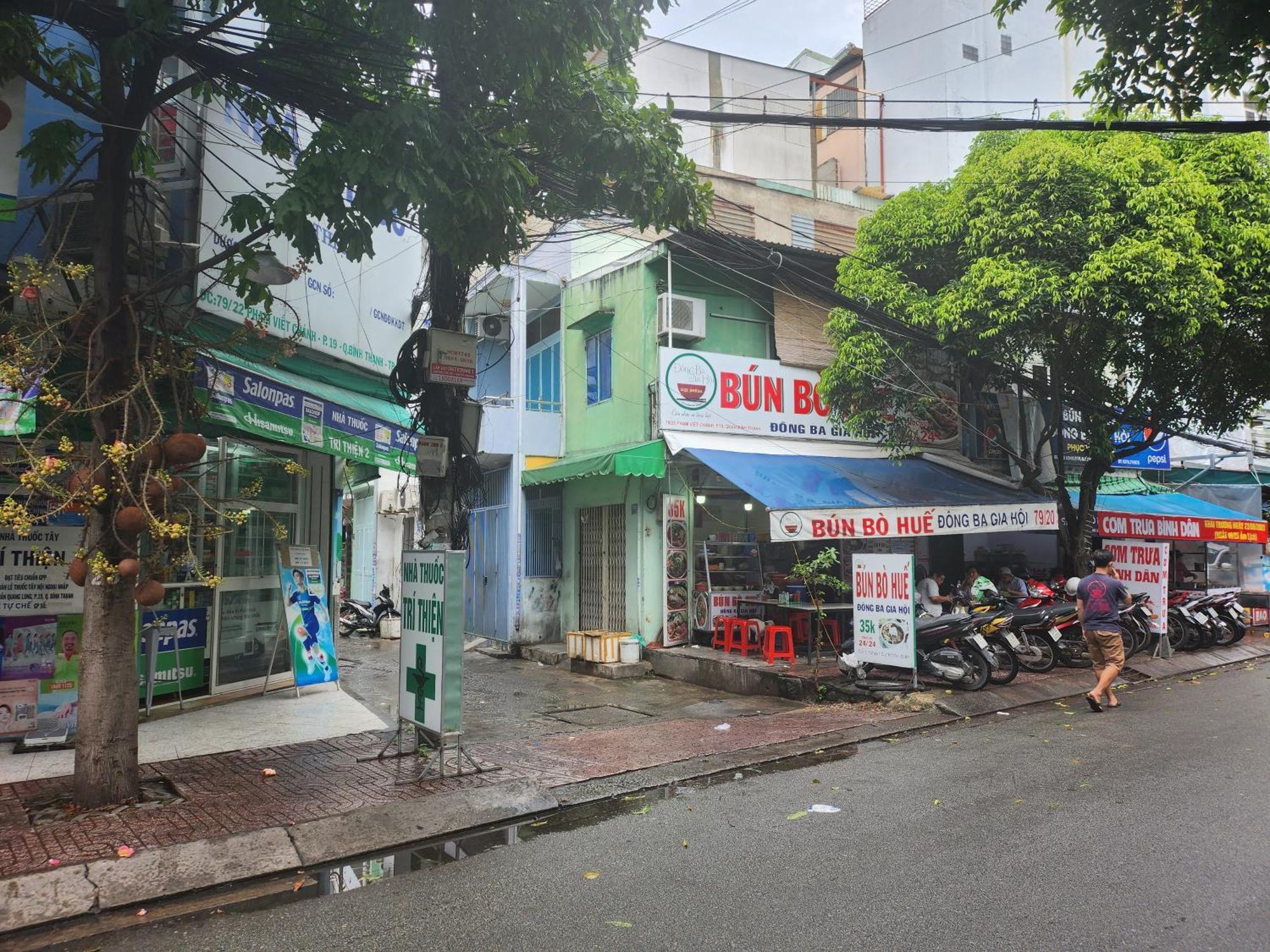 Half Coffee N Dorm Hostel Ho Chi Minh City Exterior photo
